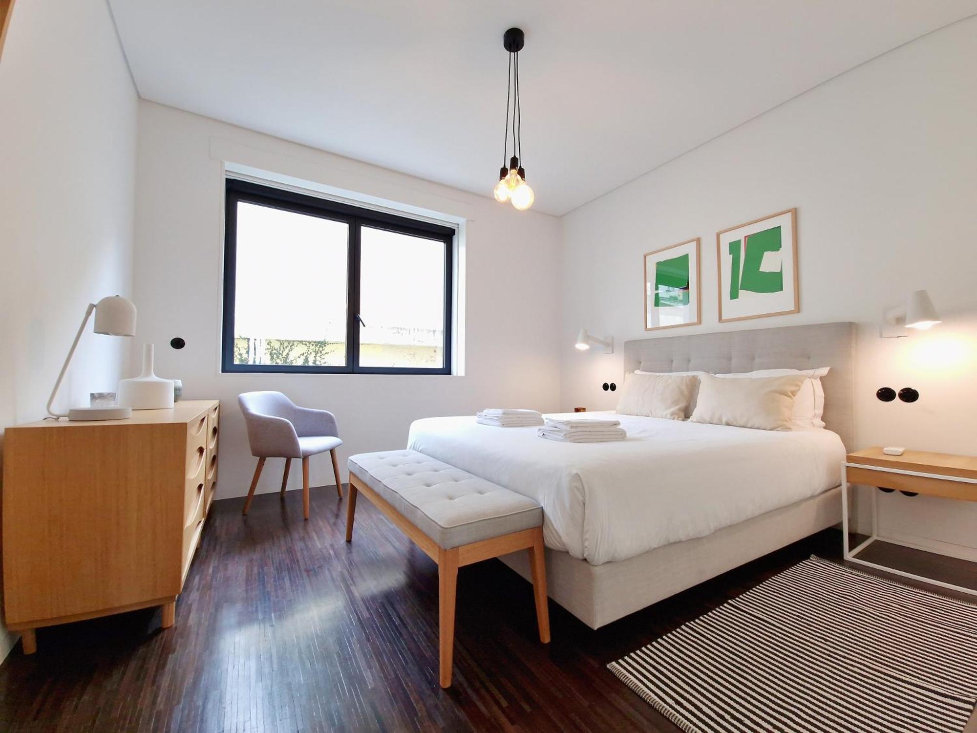 Mbird Riverside 2bd Flat With Garage Lissabon