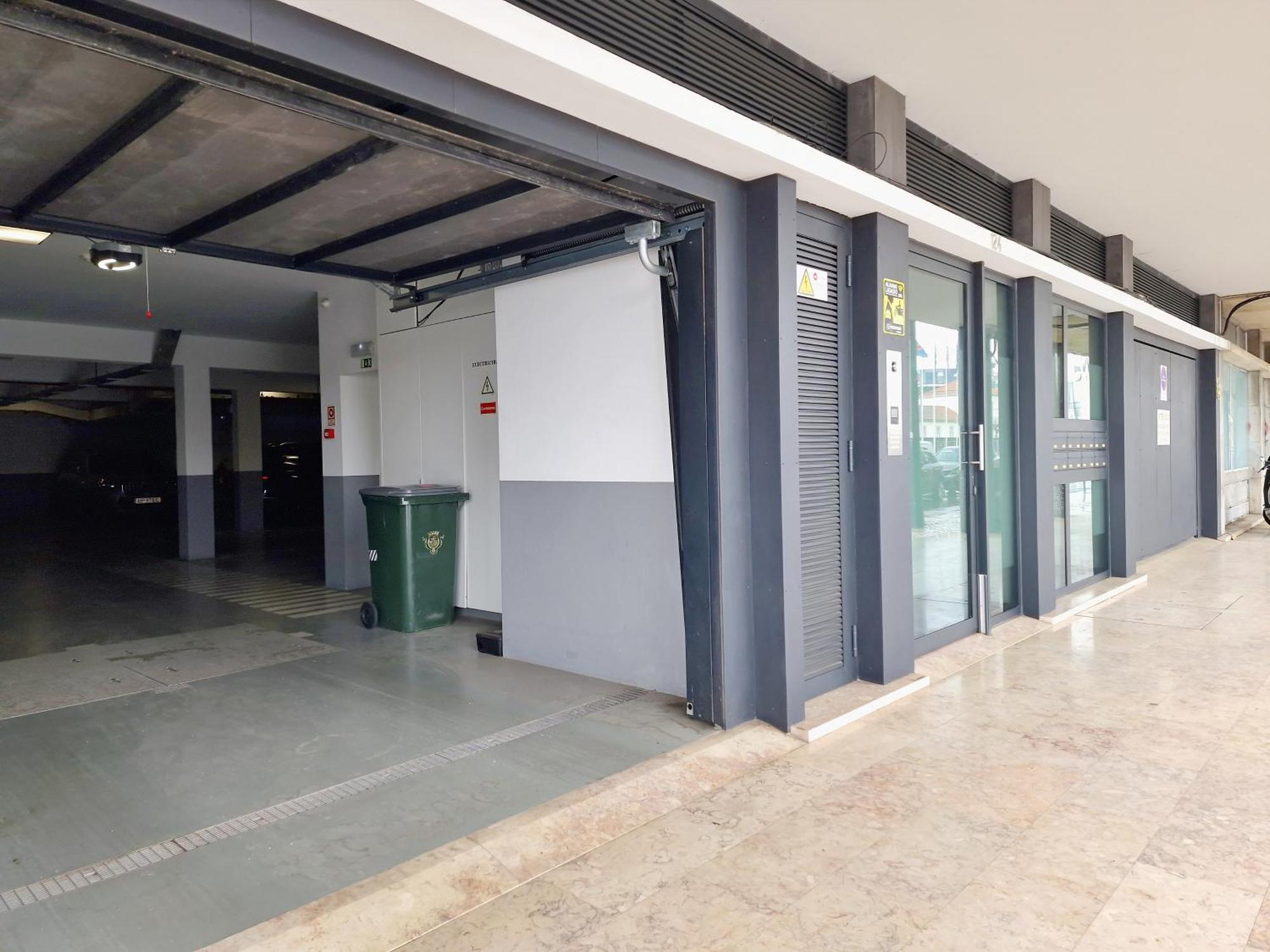 Mbird Riverside 2bd Flat With Garage * Lissabon